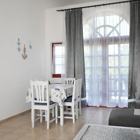 Zsory * Мезёкёвешд