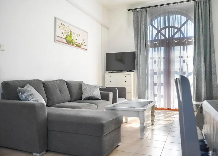 Апартаменты Zsory Мезёкёвешд